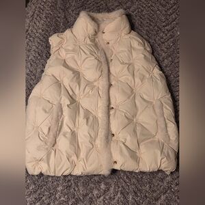 NWT Chico's Fur Trim English Cream Nylon Puffer Vest - Size 2, Aka Size Large
